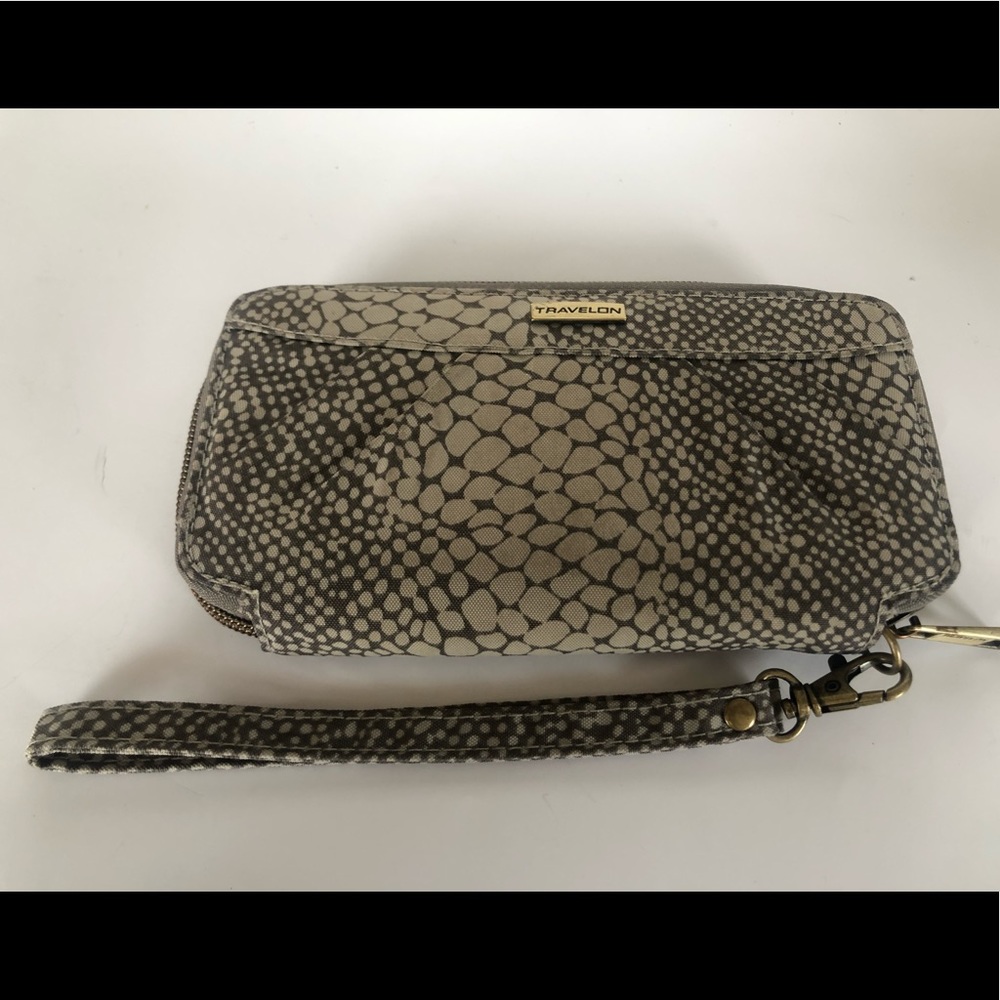 Travelon wallet/clutch